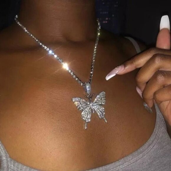 New Butterfly Pendant Necklace Rhinestone Chain Crystal - Picture 1 of 8